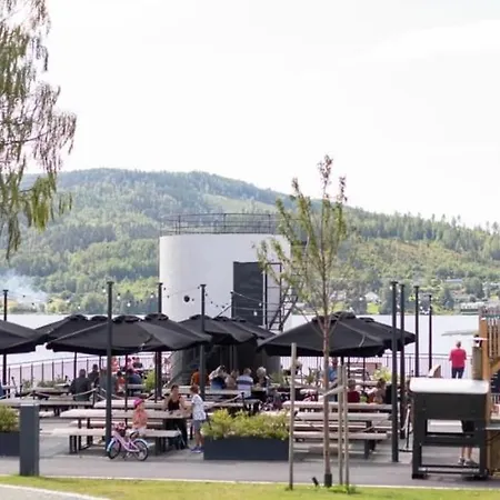 Appartement Mjostarnet - Verdens Hoyeste Trebygning Sjusjøen